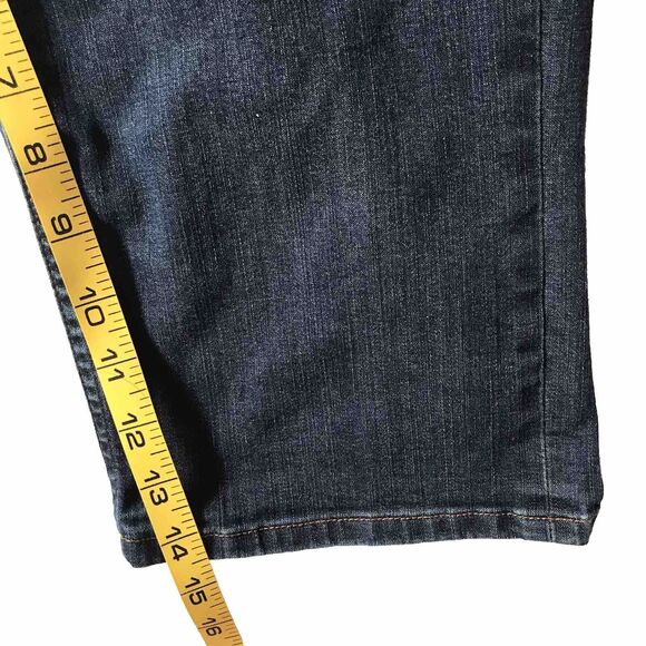 Tommy Bahama Womens Marin Denim Jeans Kickers Bermuda Shorts Size 4 14” Insm EUC - Picture 5 of 11